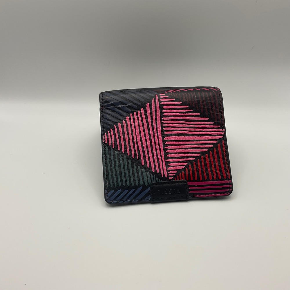 fossil black leather bifold small wallet pink geometric distressed y2k grunge